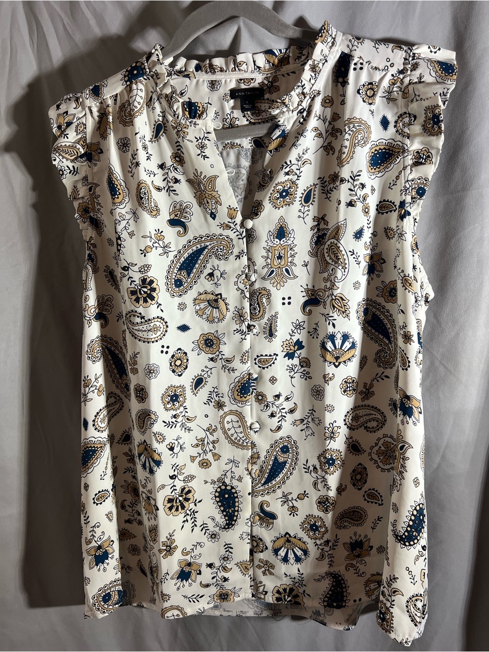 Ann Taylor White Sleeveless Paisley Blouse with Navy & Tan Accents